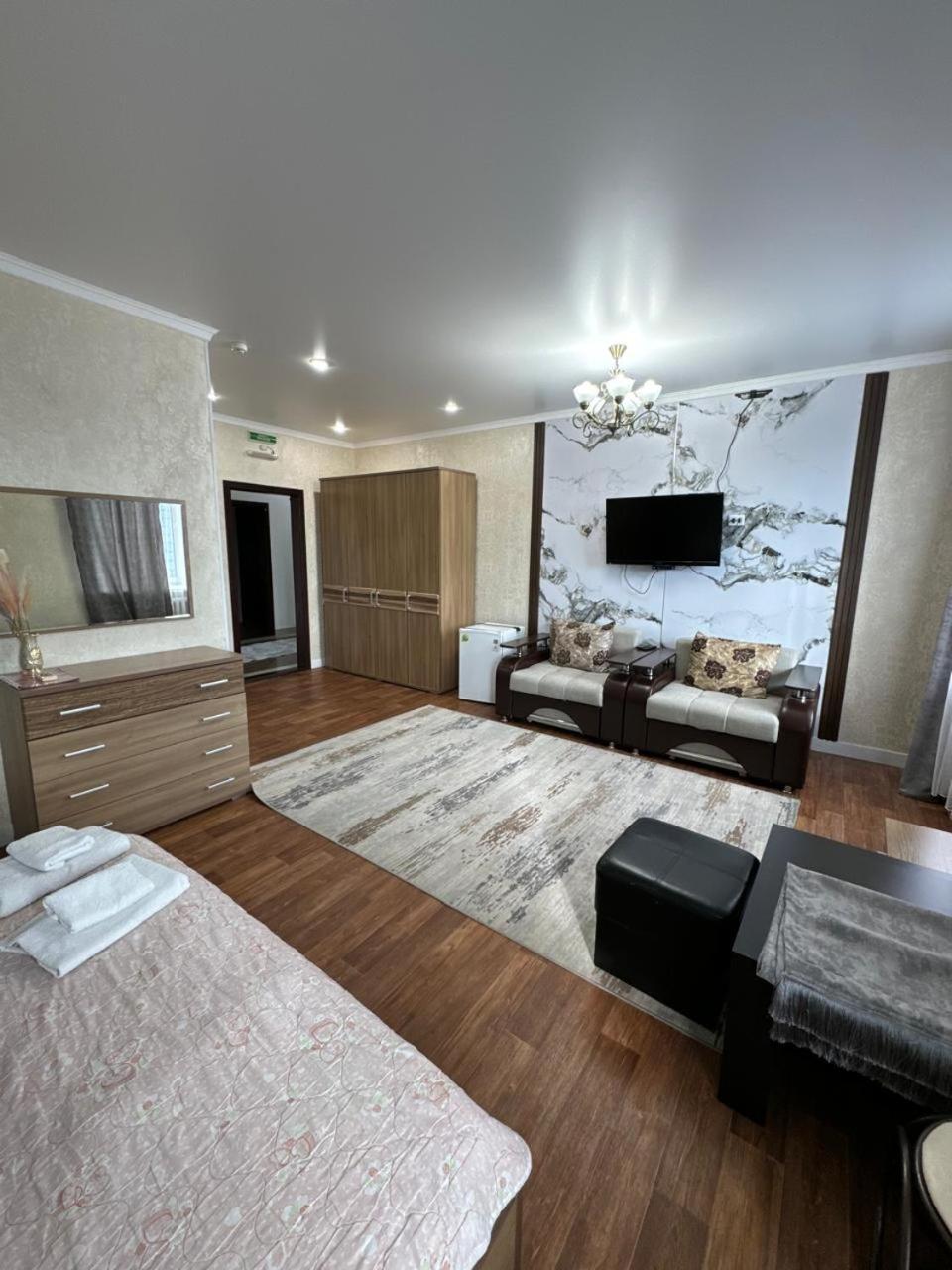 The Grand Hotel Semey Luaran gambar
